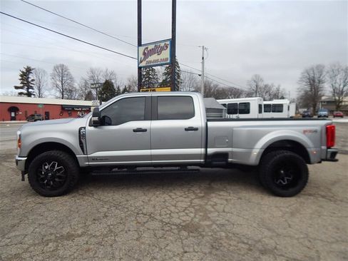 Used 2024 Ford F350 XL image 1