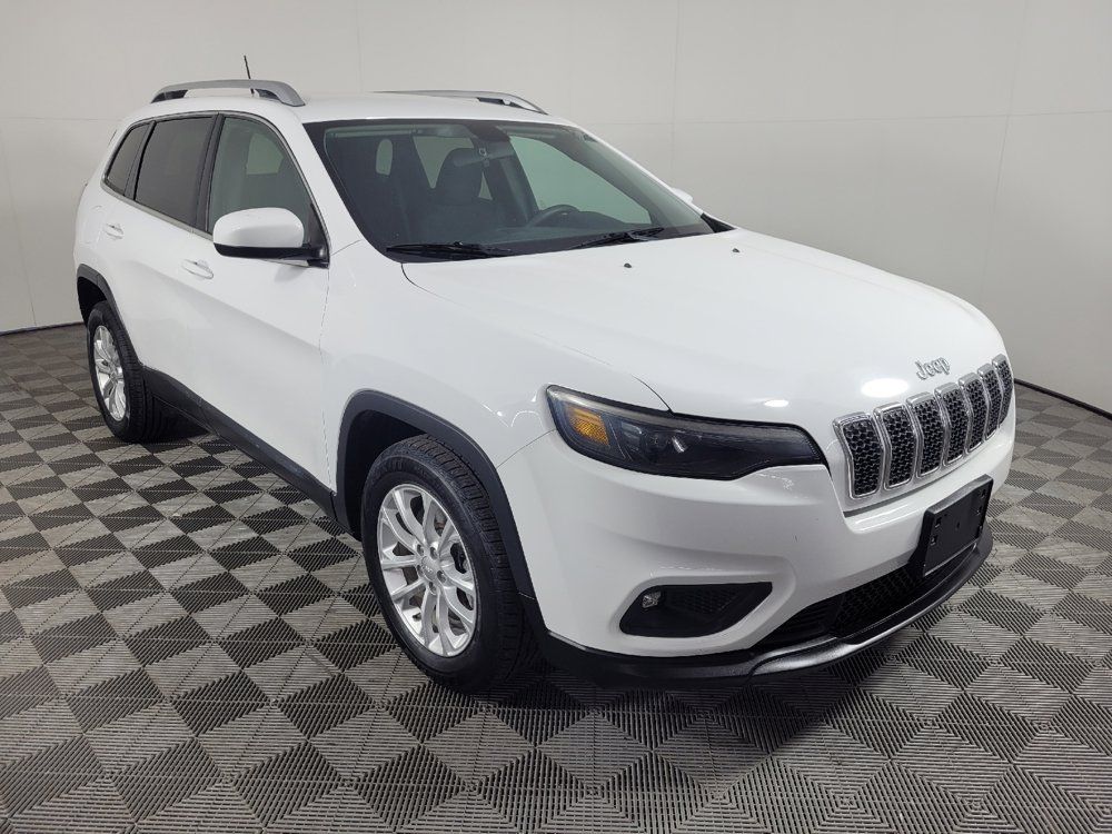 Used 2019 Jeep Cherokee Latitude w/ Popular Appearance Group FWD image 13