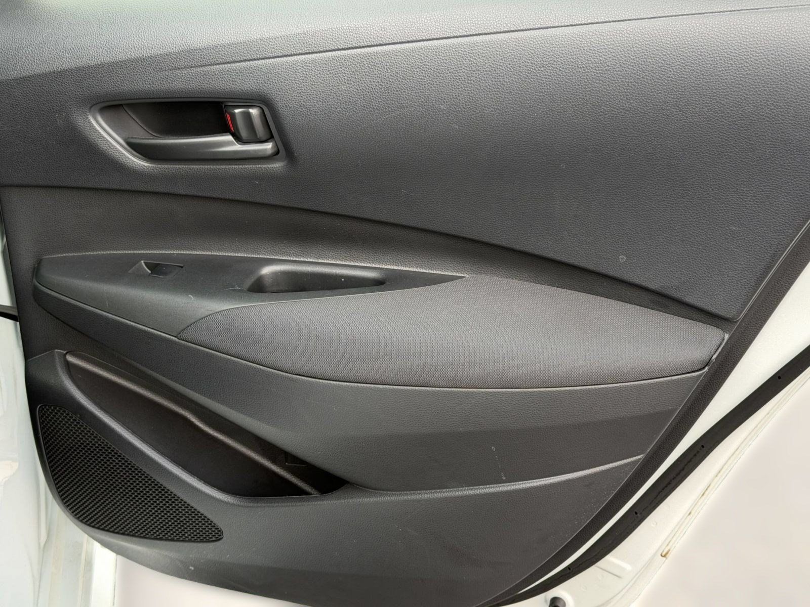 Used 2024 Toyota Corolla LE FWD image 32