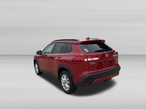 Used 2022 Toyota Corolla Cross LE FWD image 6