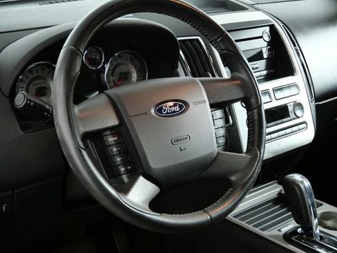 Used 2009 Ford Edge Limited FWD image 19