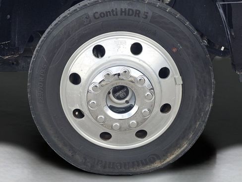 Certified 2024 Ford F450 Limited image 21