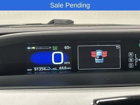 Used 2018 Toyota Prius Three w/ Advanced Technology Package FWD image 7