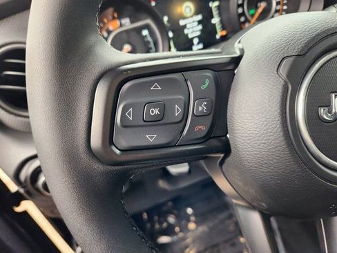 New 2025 Jeep Wrangler Unlimited Rubicon w/ XTREMEE 35" Tire Package image 20