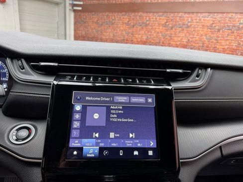 Used 2023 Jeep Grand Cherokee Altitude image 18