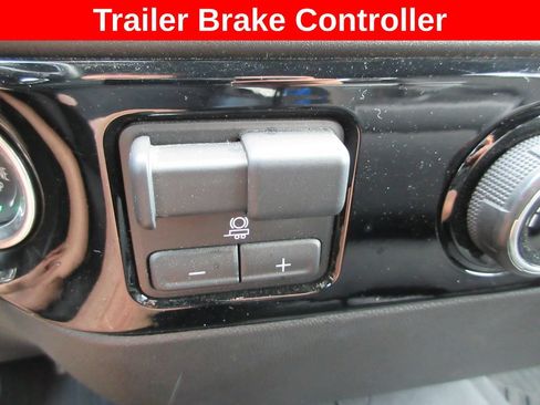 Certified 2025 Chevrolet Silverado 2500 LT AWD/4WD image 22