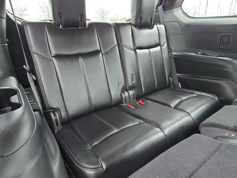 Used 2017 Nissan Pathfinder SL image 20