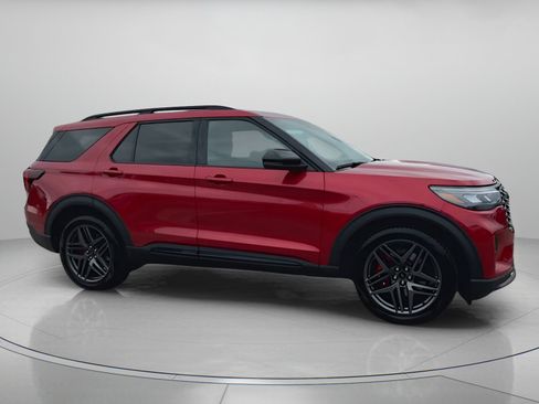 New 2026 Ford Explorer ST w/ Sun And Sound Package image 37