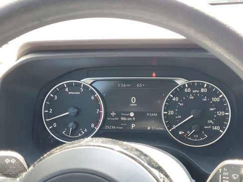Used 2023 Nissan Rogue SV AWD/4WD image 25