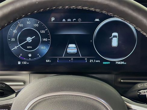 Used 2023 Kia Carnival SX Prestige image 13