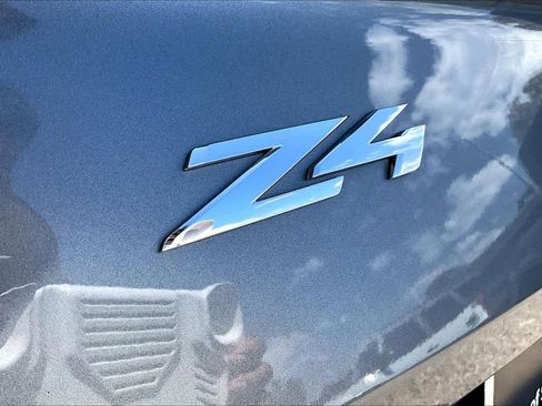 Used 2024 BMW Z4 sDrive30i w/ Shadowloine Package RWD image 10
