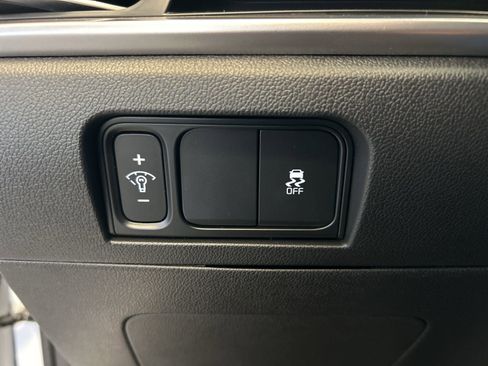 New 2026 Kia Sorento LX FWD image 16