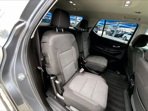 Used 2019 Chevrolet Traverse LT FWD image 20