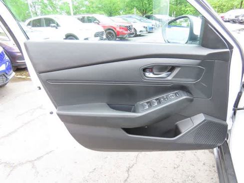 Used 2023 Honda Accord LX image 14