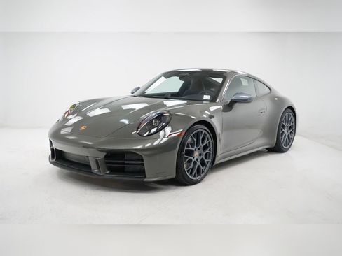 New 2026 Porsche 911 Carrera T image 1