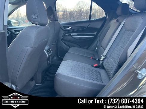 Used 2023 Chevrolet Equinox LT image 21