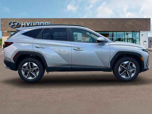 Used 2025 Hyundai Tucson SEL FWD image 28