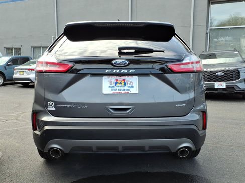 Certified 2022 Ford Edge Titanium w/ Equipment Group 301A AWD/4WD image 7