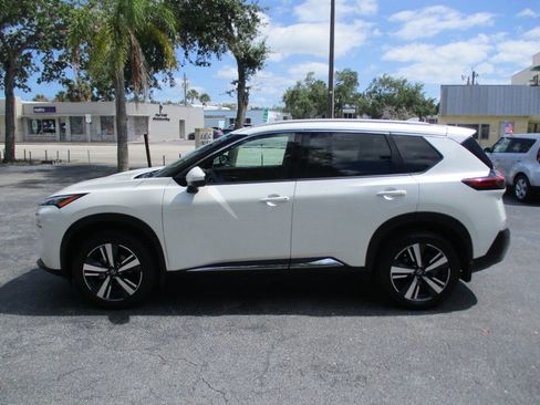 Used 2021 Nissan Rogue SL image 5