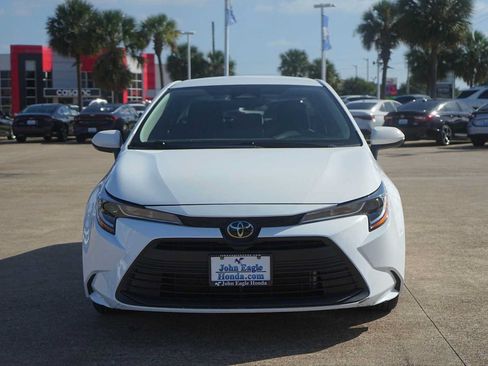 Used 2024 Toyota Corolla LE FWD image 6