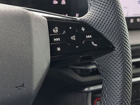 New 2025 Audi SQ5 Premium Plus image 9