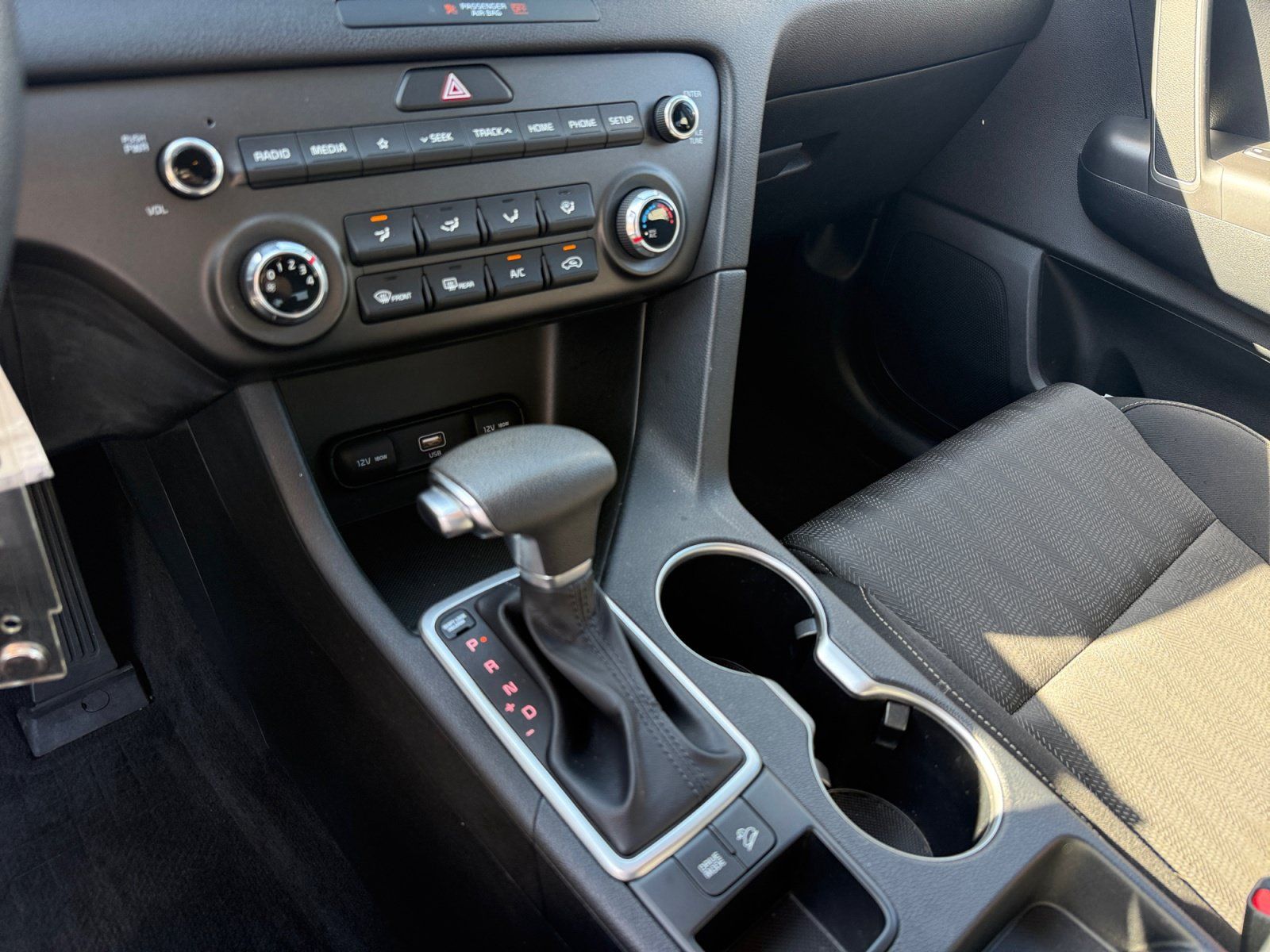 Used 2020 Kia Sportage LX FWD image 13