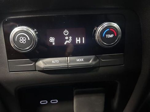 New 2025 GMC Acadia AT4 w/ Super Cruise Package image 18