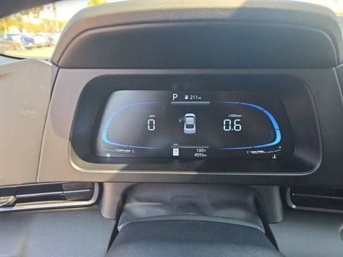 Used 2025 Hyundai Elantra Sport w/ Cargo Package FWD image 14