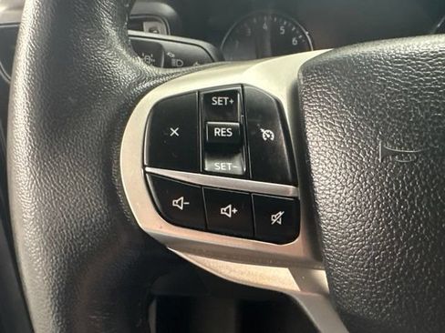 Used 2022 Ford Explorer XLT RWD image 19