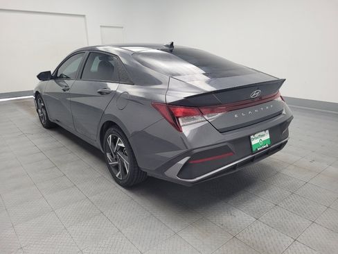Used 2025 Hyundai Elantra Sport FWD image 5