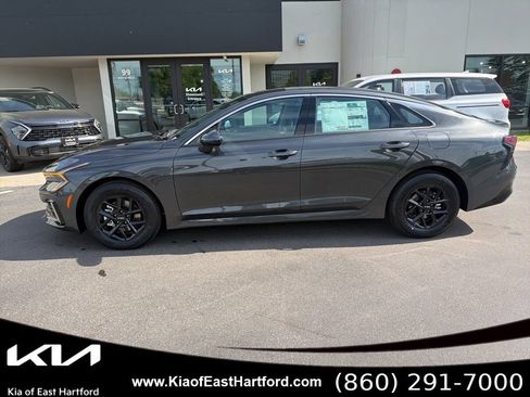 New 2026 Kia K5 LXS FWD image 2
