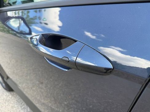 New 2026 Hyundai Kona SE image 15