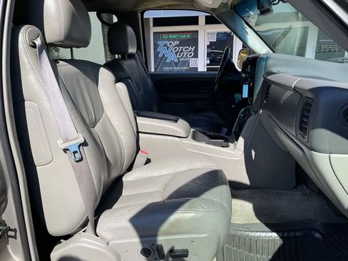 Used 2003 Chevrolet Tahoe LT image 24