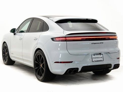 New 2025 Porsche Cayenne GTS image 3
