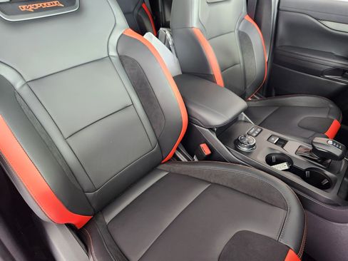 New 2025 Ford Ranger Raptor image 9