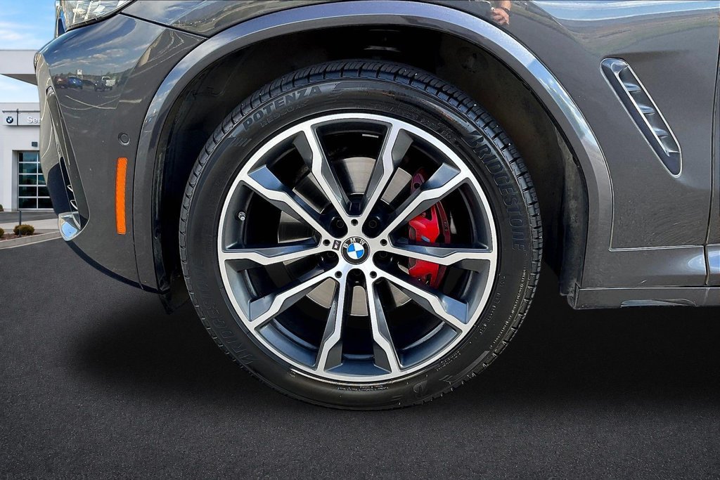 Used 2022 BMW X4 M40i AWD/4WD image 34