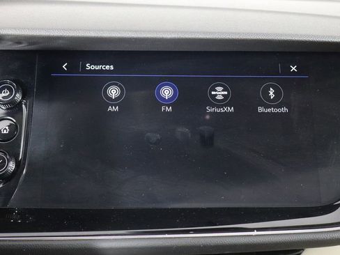 Used 2023 Buick Envision Avenir FWD image 32