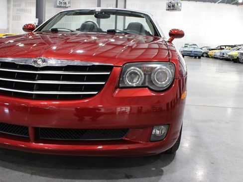 Used 2006 Chrysler Crossfire Limited RWD image 40