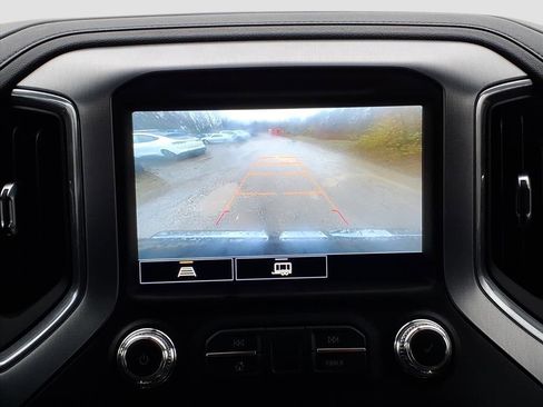 Used 2021 GMC Sierra 1500 Elevation w/ Preferred Package image 9