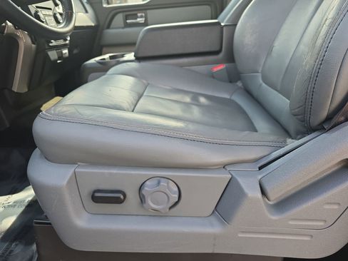 Used 2014 Ford F150 XLT w/ Equipment Group 302A Luxury image 31