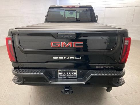 Used 2024 GMC Sierra 2500 Denali w/ Denali Reserve Package AWD/4WD image 7