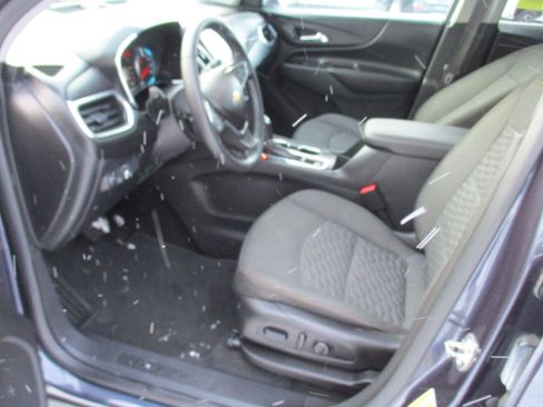 Used 2018 Chevrolet Equinox LT w/ Sun & Infotainment Package image 12