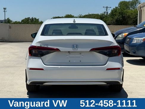 Used 2023 Honda Civic EX image 9
