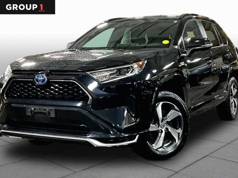 Used 2021 Toyota RAV4 SE AWD/4WD image 1