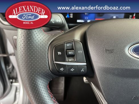 Used 2024 Ford Escape ST-Line image 27