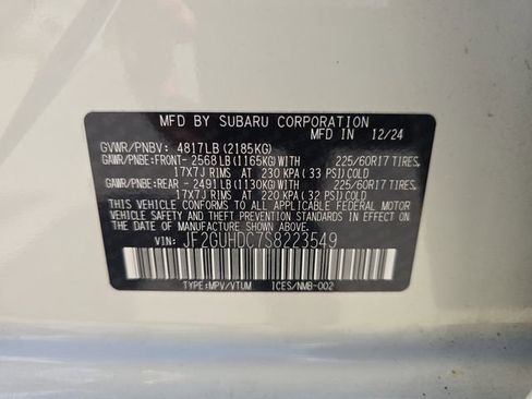 Used 2025 Subaru Crosstrek 2.5i Premium AWD/4WD image 30