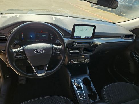 Used 2025 Ford Escape Active image 15