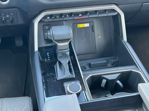 Used 2022 Toyota Tundra Limited RWD image 21