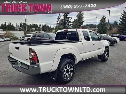 Used 2011 Toyota Tacoma 4x4 Access Cab image 3