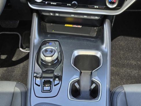 Certified 2023 Lexus RZ 450e Premium w/ Technology Package image 18